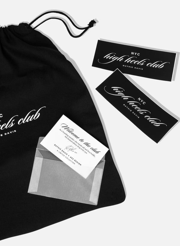 RUTHIE DAVIS HIGH HEELS CLUB | T-SHIRT